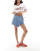 Thumbnail 1 van 5