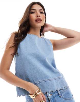 denim scallop edge tank top in mid blue