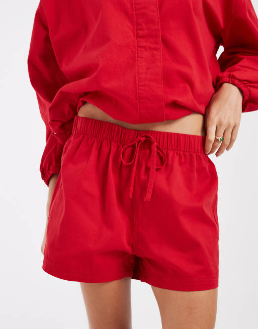 ASOS DESIGN denim short met elastische taille in rood co-ord, 2 van 5