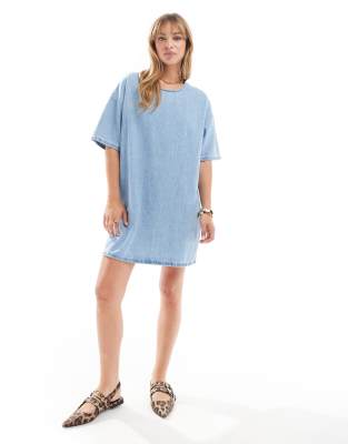 denim t-shirt dress in midwash blue