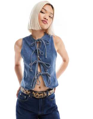 denim tie front top in mid blue