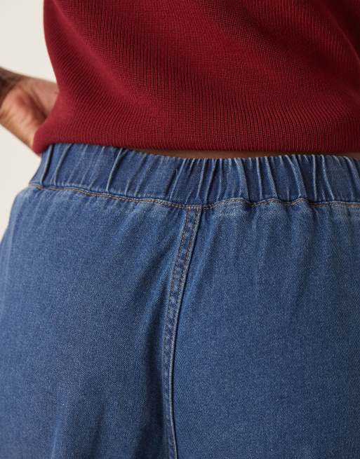 ASOS DESIGN denim wide leg trackie jeans in mid blue, 5 of 5