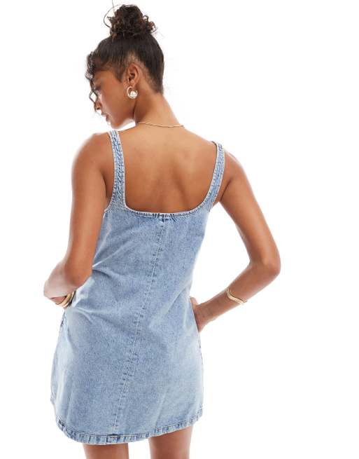 ASOS DESIGN - Denim zonnejurk in mid-wash blauw, 2 van 4