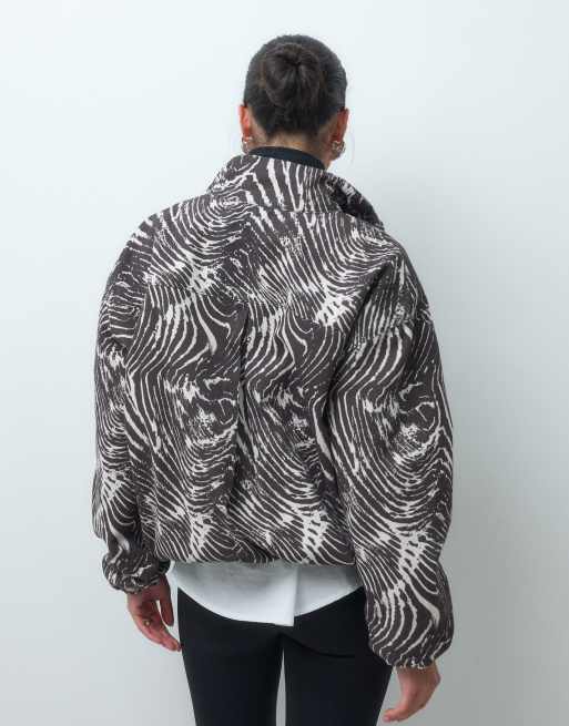 ASOS DESIGN denimjacka med ståkrage i zebramönster, set, 4 av 4
