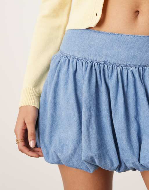 ASOS DESIGN - Denimnederdel med puffet kant i lyseblå vask, 2 af 5
