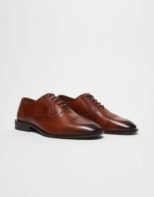 ASOS DESIGN derby lace up shoes in tan leather-Brown