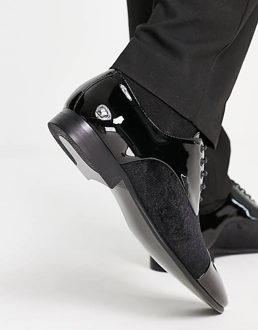 Herren Schuhe Schnürschuhe Derby Schuhe schnürschuhe aus em lederimitat mit texturiertem detail in Schwarz für Herren ASOS 