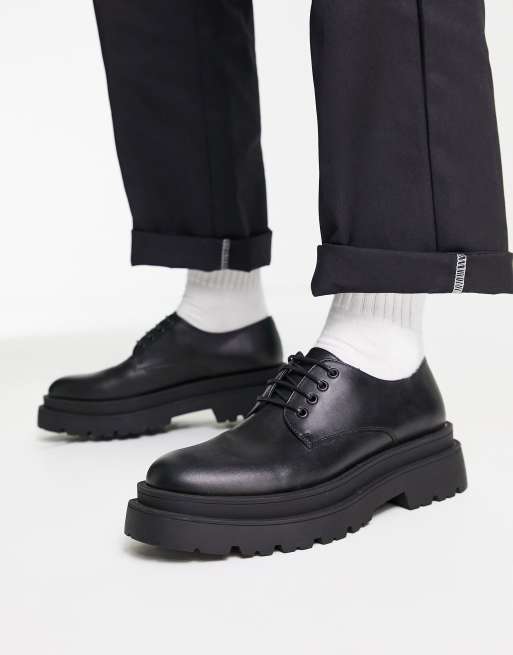 ASOS DESIGN - Derby schoenen met dikke zool van zwart imitatieleer, 3 van 4