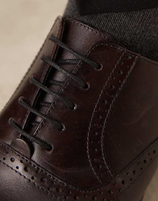 ASOS DESIGN – Derby-Schuhe zum Schnüren aus Leder in Burgunderrot, 2 von 4