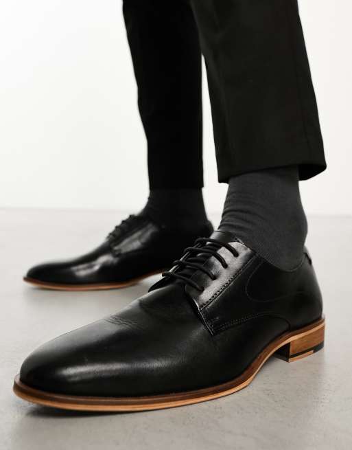 ASOS DESIGN - Derby veterschoenen van leer in zwart met natuurlijke zool