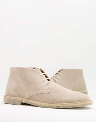 ASOS DESIGN desert boots in stone suede-Neutral