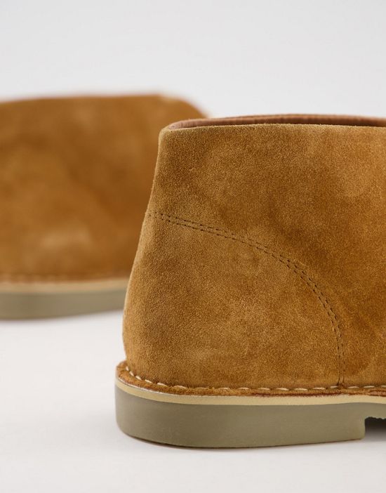 https://images.asos-media.com/products/asos-design-desert-boots-in-tan-suede/21774736-3?$n_550w$&wid=550&fit=constrain