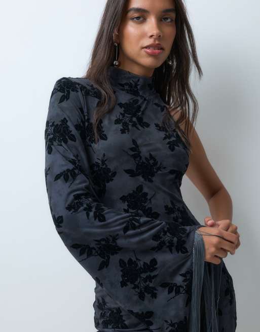 ASOS DESIGN Devore Halter-Minikleid mit Fransen-Statement-Ärmel in Blau, 5 von 5
