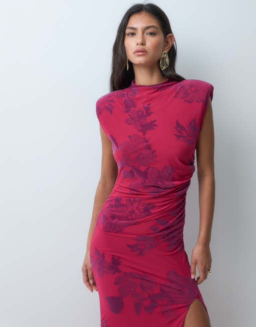 ASOS DESIGN devore shoulder pad cap sleeve maxi dress with slit in fuschia pink flock, 3 of 5