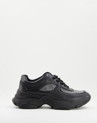 black sale trainers