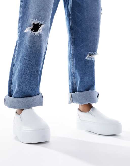 ASOS DESIGN - Dice - Hvide slip-on-sneakers med flatform-sål, 3 af 5