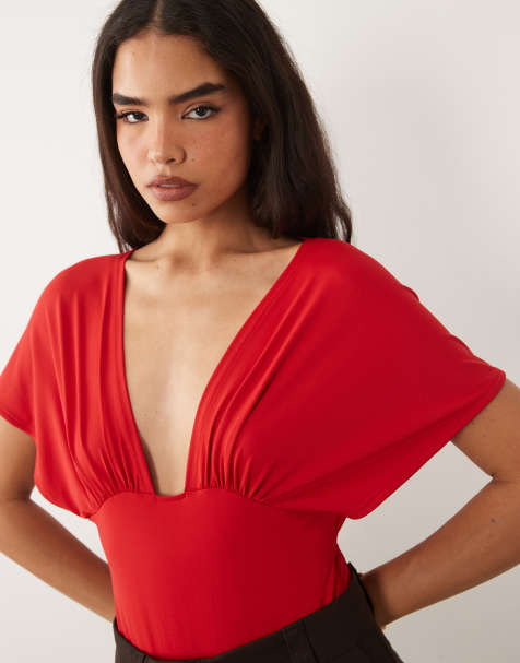 ASOS DESIGN - Diepuitgesneden body van polyamide met gedrapeerde mouwen in rood - view 1