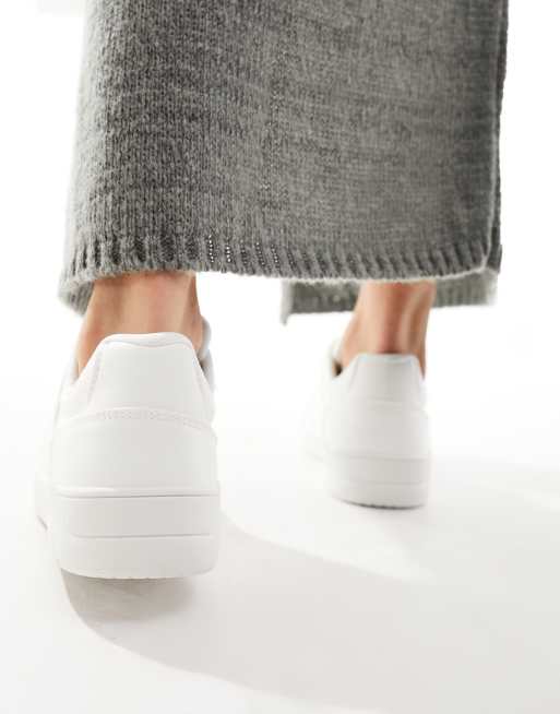 ASOS DESIGN Digit Sneaker in WeiB zum Schnuren