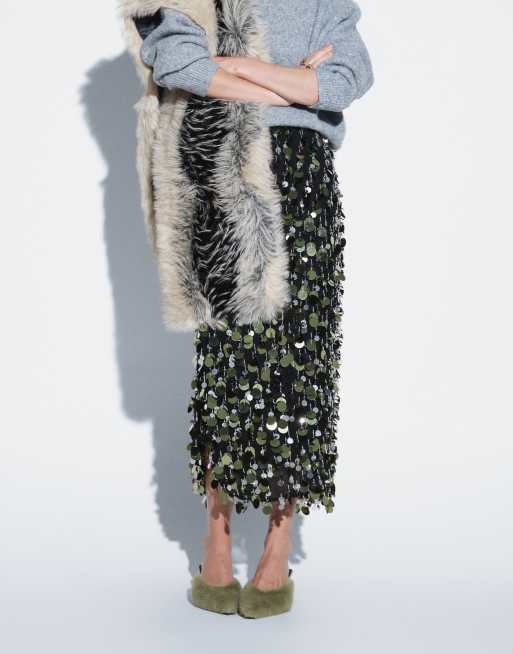 ASOS DESIGN disc sequin midi skirt in green, 5 of 5
