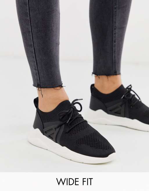 ASOS DESIGN Discipline Gewebte Sneaker in Schwarz, weite Passform