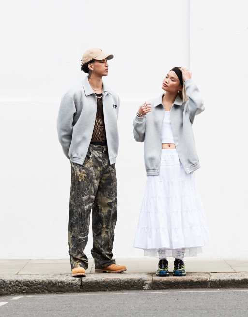 ASOS DESIGN – Disney – Gråmelerad oversize-jacka i scubamaterial och unisex-modell med Musse Pigg-tryck, 3 av 4