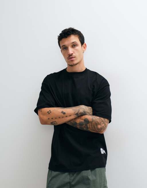 ASOS DESIGN Disney Halloween oversized t-shirt with Mickey print in Black, 4 of 5