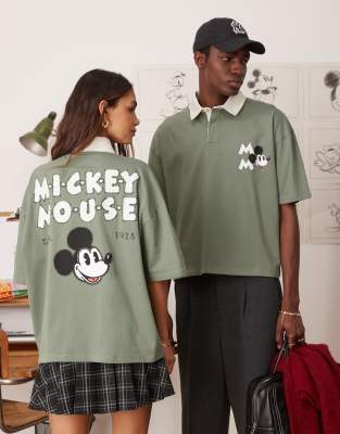 ASOS DESIGN - Disney - Kastiges Unisex-Polo-T-Shirt in Grün mit Oversize-Schnitt, überschnittenen Schultern und „Mickey ...