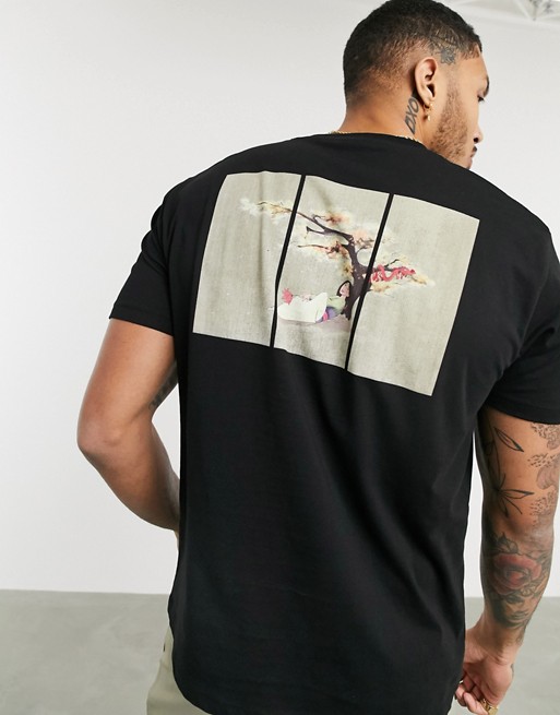 ASOS DESIGN Disney Mulan relaxed t-shirt with back print