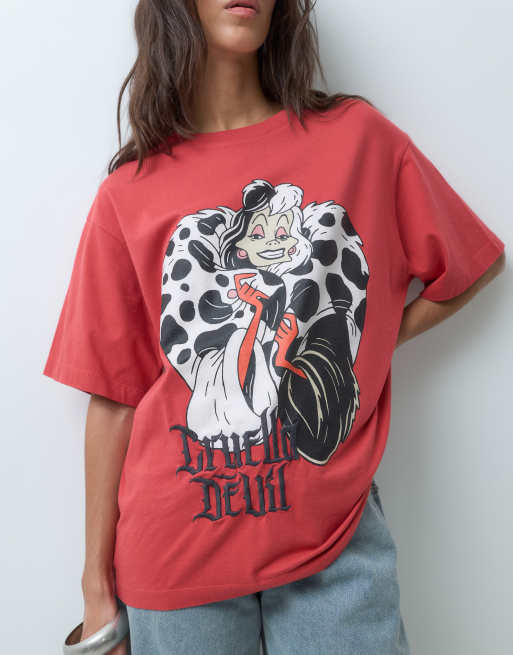 ASOS DESIGN Disney Oversize-T-Shirt mit Cruella-Print in Rot, 4 von 5