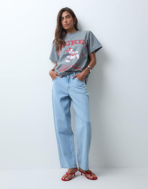 ASOS DESIGN Disney Oversize-T-Shirt mit Schulterpolstern und Mickey-Mouse-College-Print in Graumeliert, 4 von 5