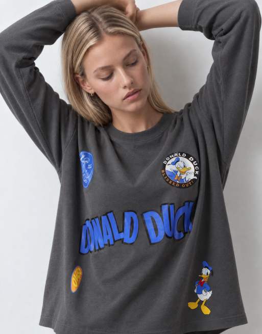ASOS DESIGN Disney oversized langærmet T-shirt med Donald Duck-print i sort, 10 af 10