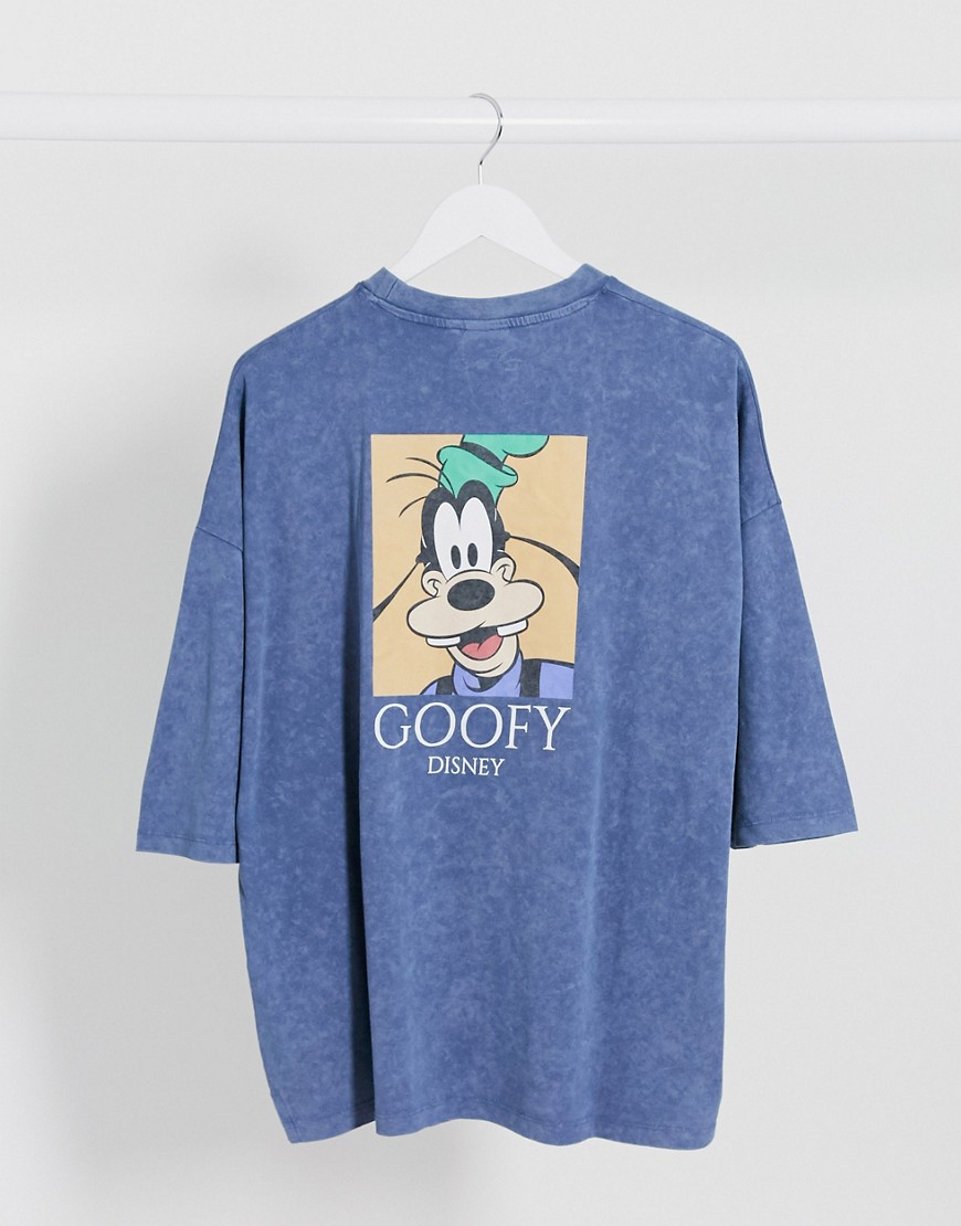 ASOS DESIGN - Disney - Oversized T-shirt met acid wash en Goofy-print op de rug-Blauw