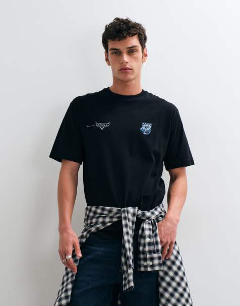 ASOS DESIGN Disney Pixar camiseta holgada con estampado de Cars en negro - view 1