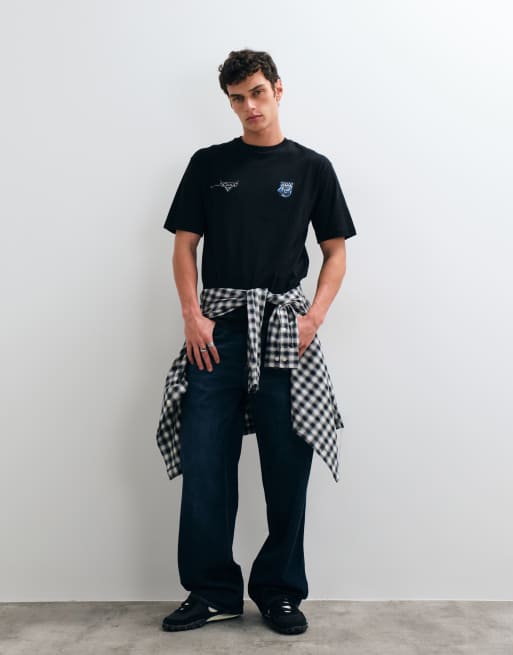 ASOS DESIGN Disney Pixar relaxed t-shirt with Cars print in Black, 4 of 5