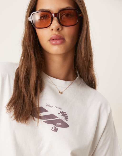 ASOS DESIGN - Disney Pixar - Uniseks oversized t-shirt met Up-personageprints in wit, 3 van 4
