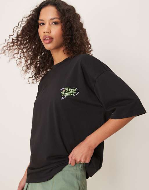ASOS DESIGN Disney Pixar unisex oversized t-shirt with Toy Story Alien prints in black, 4 of 4