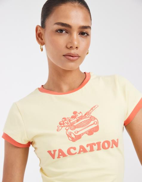 ASOS DESIGN Disney ringer baby tee z wypukłym nadrukiem Myszki Miki w kolorze maślanożółtym - view 1