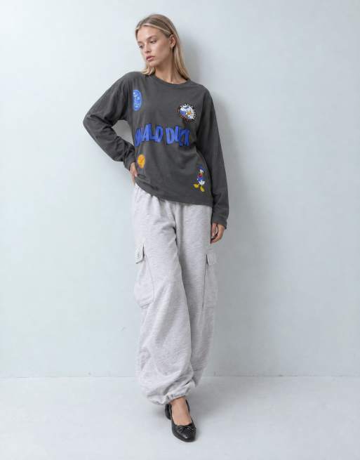 ASOS DESIGN Disney t-shirt oversize à manches longues avec imprimé Donald Duck noir, 9 de 10