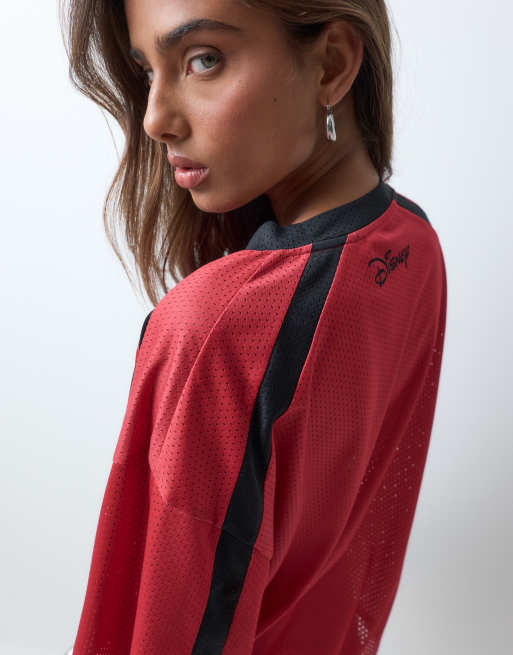 ASOS DESIGN Disney t-shirt oversize in mesh airtex con stampa varsity di Mickey Mouse rossa, 2 di 5
