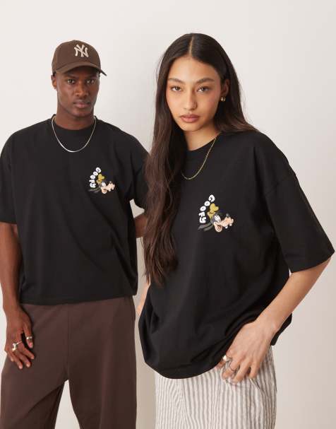 ASOS DESIGN Disney unisex boxy oversized t-shirt with Goofy prints in black - view 1