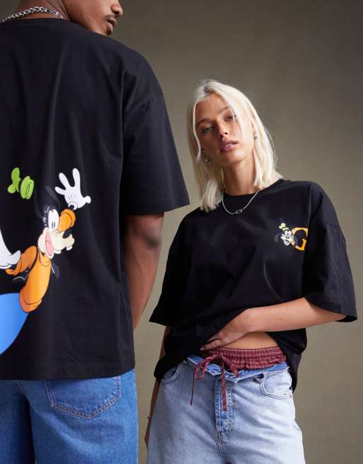 Black disney t shirt online