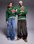 [ASOS DESIGN] ASOS DESIGN Disney unisex oversized sweatshirt with tipping details and Mickey Mouse embroidery in green XL GREEN PASTURES