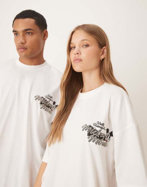 ASOS DESIGN – Disney – Unisex-T-Shirt in Beige mit „Mickey Mouse“-Print und Oversize-Schnitt, 4 von 4