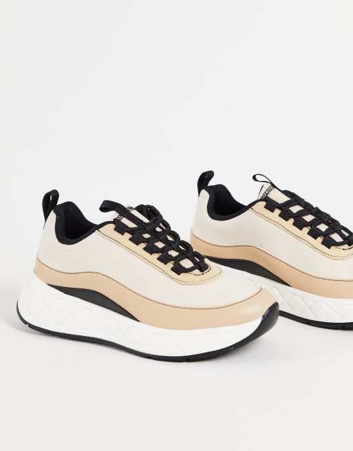 ASOS DESIGN – Dissolve – Sneaker in Beige mit gesteppter Sohle