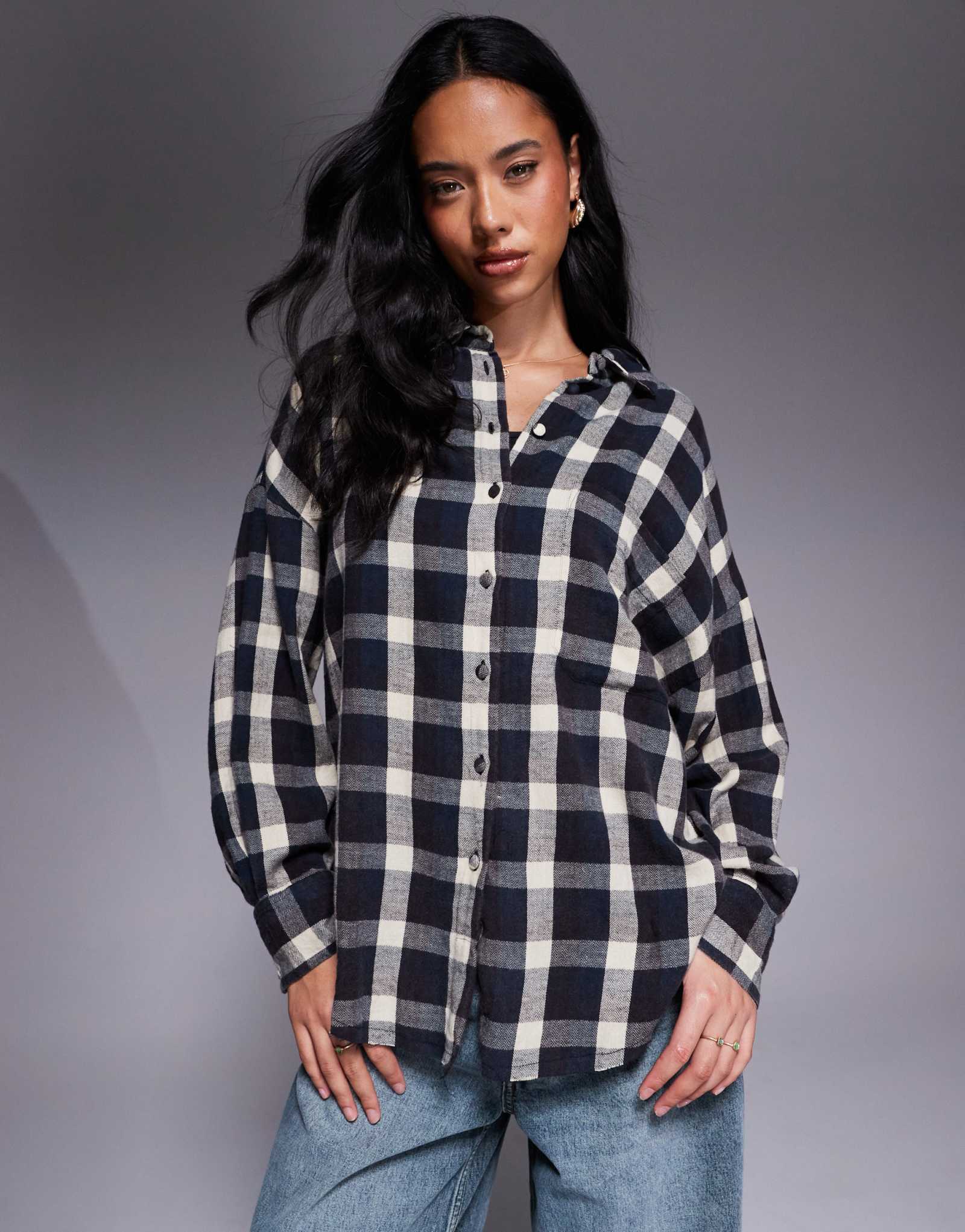 Застиранная рубашка ASOS DESIGN в потертую коричневую клетку