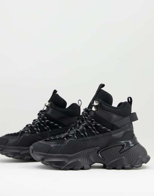 ASOS DESIGN - District - Wandelsneakers met dikke zool in zwart