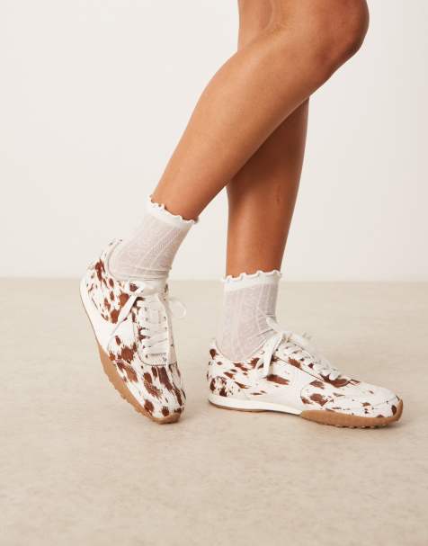 ASOS DESIGN Dive leather lace-up sneakers in Bambi printed pony - view 1