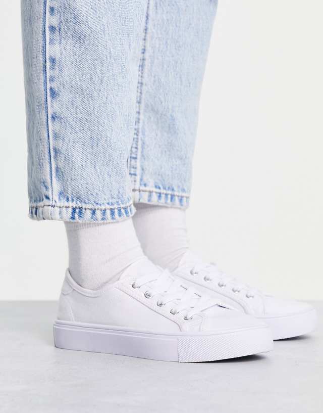 ASOS DESIGN Dizzy lace up sneakers in white