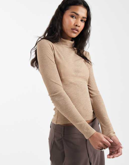 ASOS DESIGN - Doorschijnende dubbellaagse top met lange mouwen en opstaande boord in beige