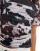 Thumbnail 3 van 4